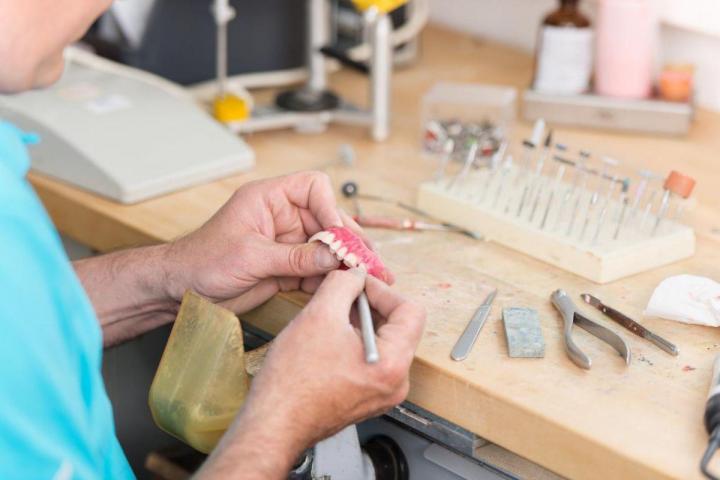 Atelier de prothèses dentaires Châteauguay